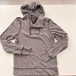 💰4/$25 SALE💰 Converse Long Sleeve Hooded Pullover